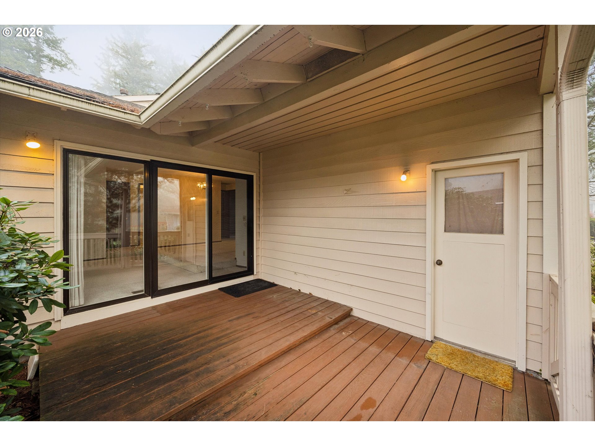 15116 Southwest Trillium Lane Beaverton, OR 97007 - Photo 22 of 30 Deck