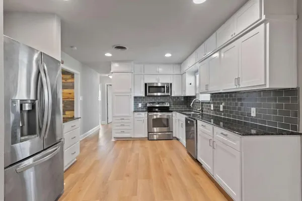 $2,275 | 5312 Odessa Avenue, Fort Worth, TX 76133