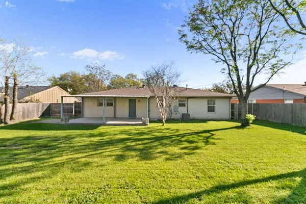 $2,275 | 5312 Odessa Avenue, Fort Worth, TX 76133