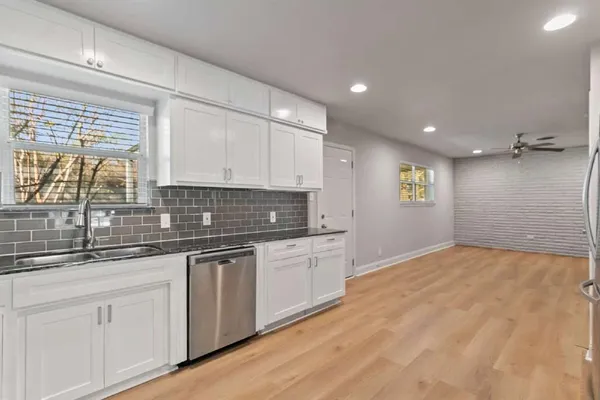 $2,275 | 5312 Odessa Avenue, Fort Worth, TX 76133