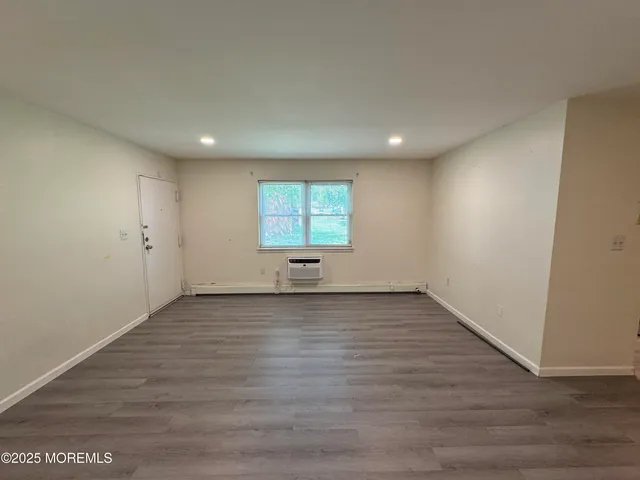$1,950 | 289 Main Street, Unit 6E, Spotswood, NJ 08884