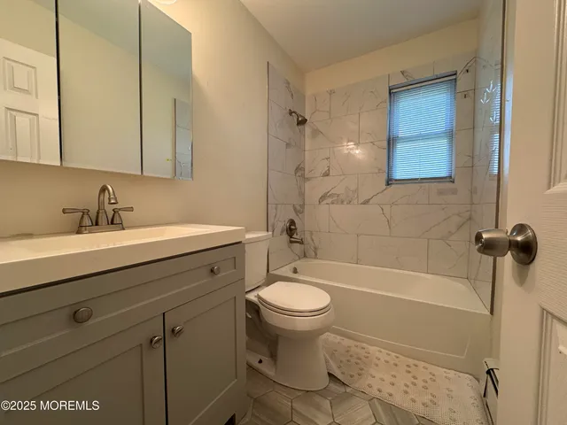 $1,950 | 289 Main Street, Unit 6E, Spotswood, NJ 08884