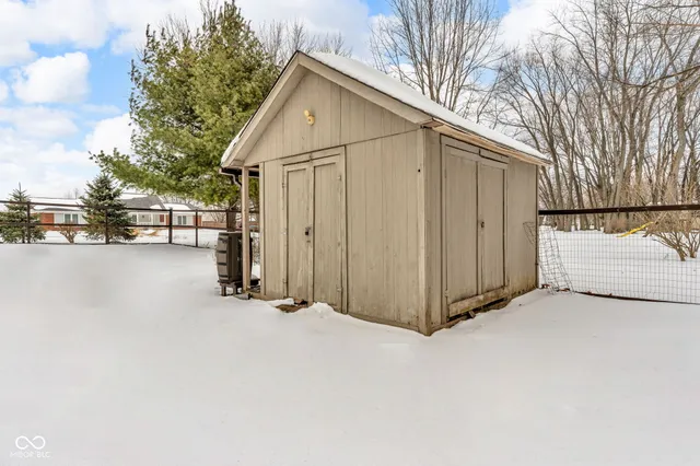 $355,000 | 10345 Whispering Winds Drive, Indianapolis, IN 46234