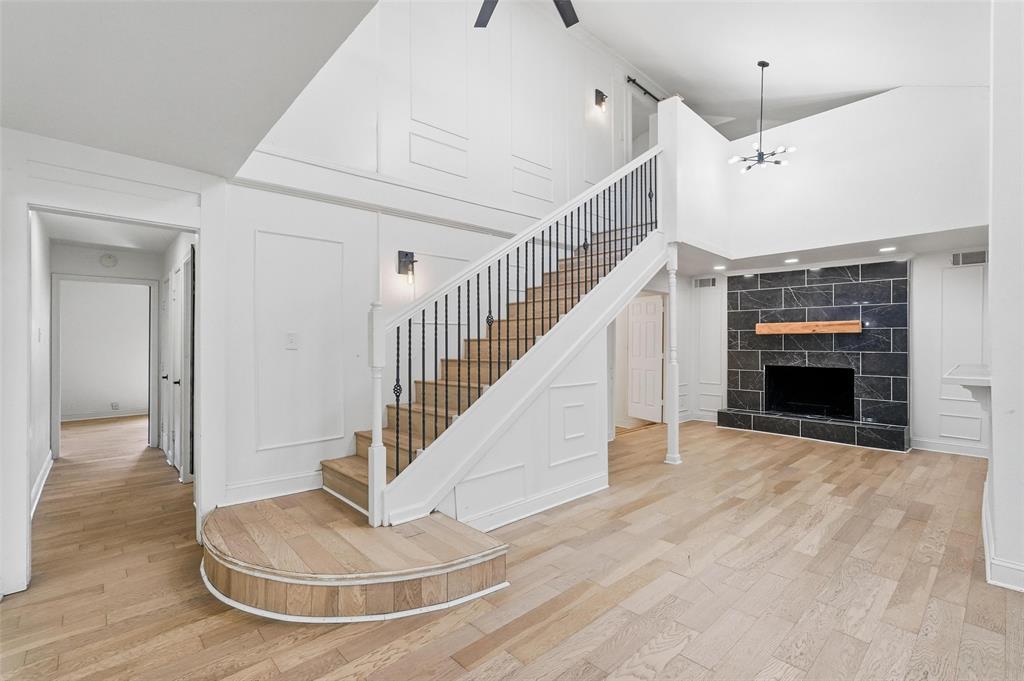 10332 Muskogee Circle Dallas, TX 75217 - Photo 9 of 39 a view of entryway and hall with a front door