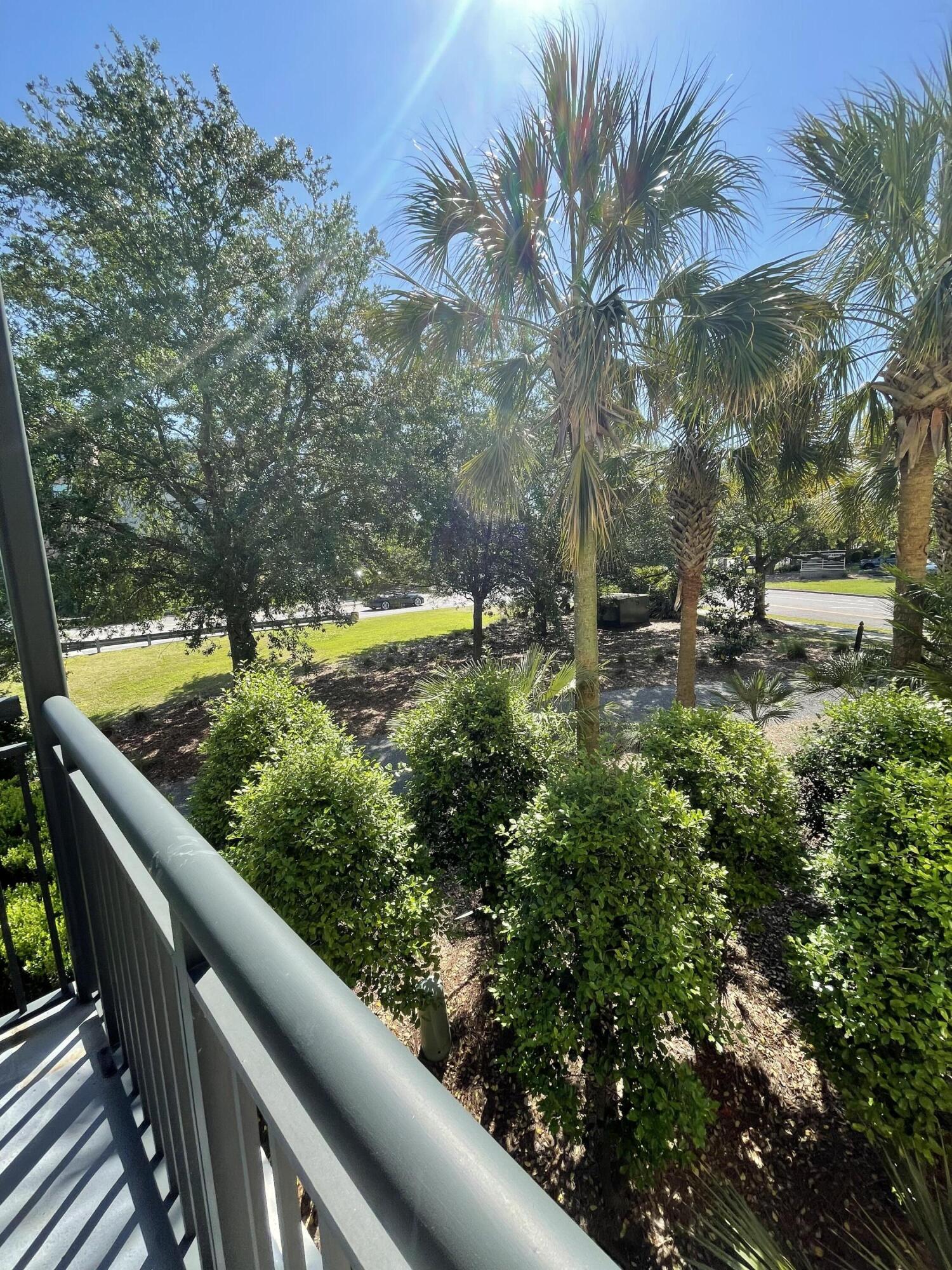 498 Albemarle Road, Unit 201 Charleston, SC 29407 - Photo 32 of 38 6898FA86-40C4-4708-8788-6F6423C52B9F