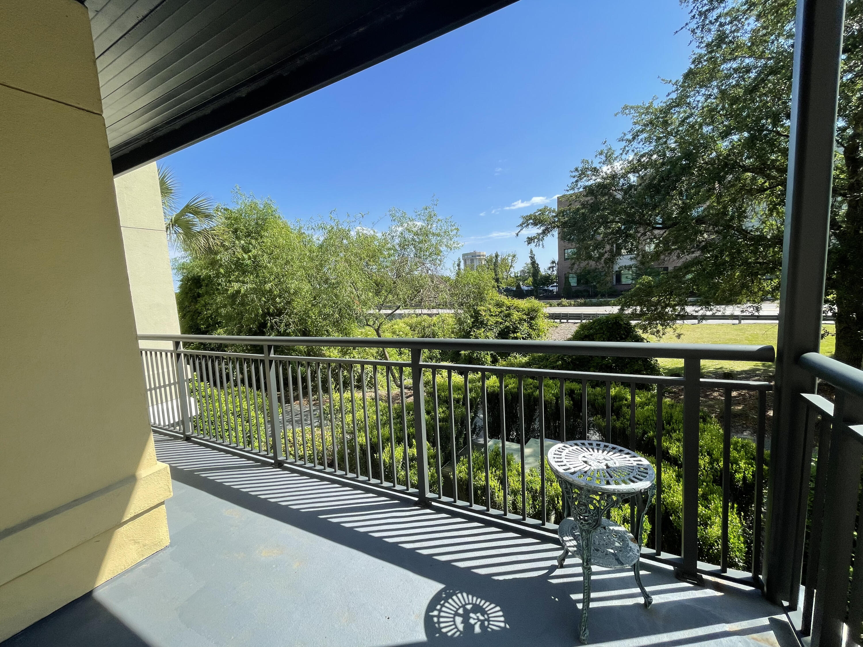 498 Albemarle Road, Unit 201 Charleston, SC 29407 - Photo 33 of 38 32C0D017-3DD1-48D2-A638-4D2B8A43388D