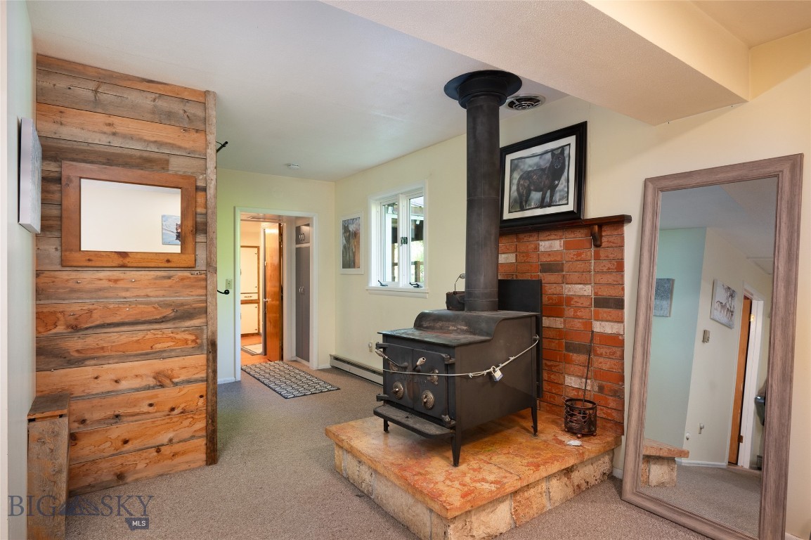 495 Jardine Road Gardiner, MT 59030 - Photo 31 of 40 Gallery Image 31