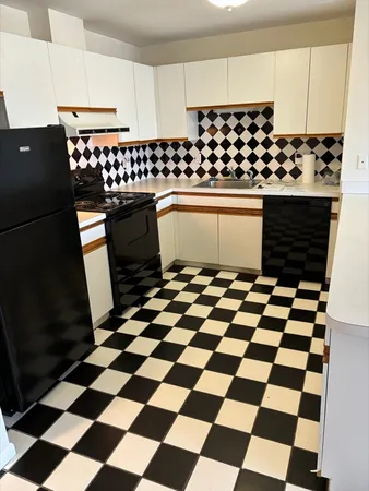 $2,800 | 1 Carey Circle, Unit 408, Revere, MA 02151