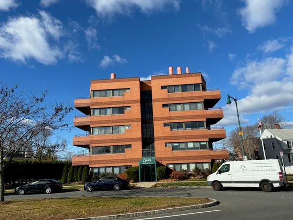 $2,800 | 1 Carey Circle, Unit 408, Revere, MA 02151
