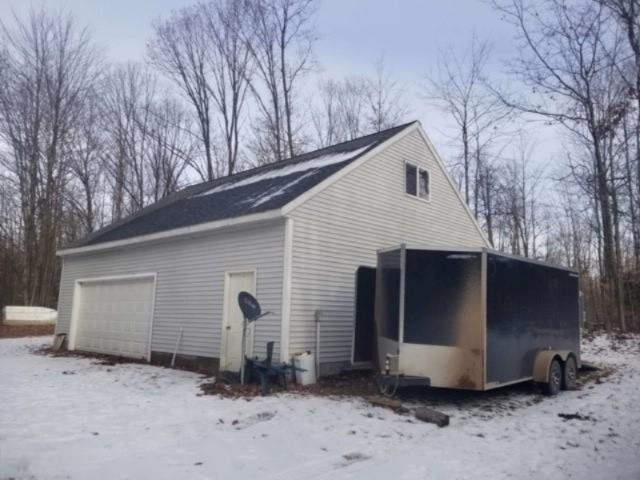 4728 East Fox Road Hart, MI 49420 - Photo 6 of 12 Garage