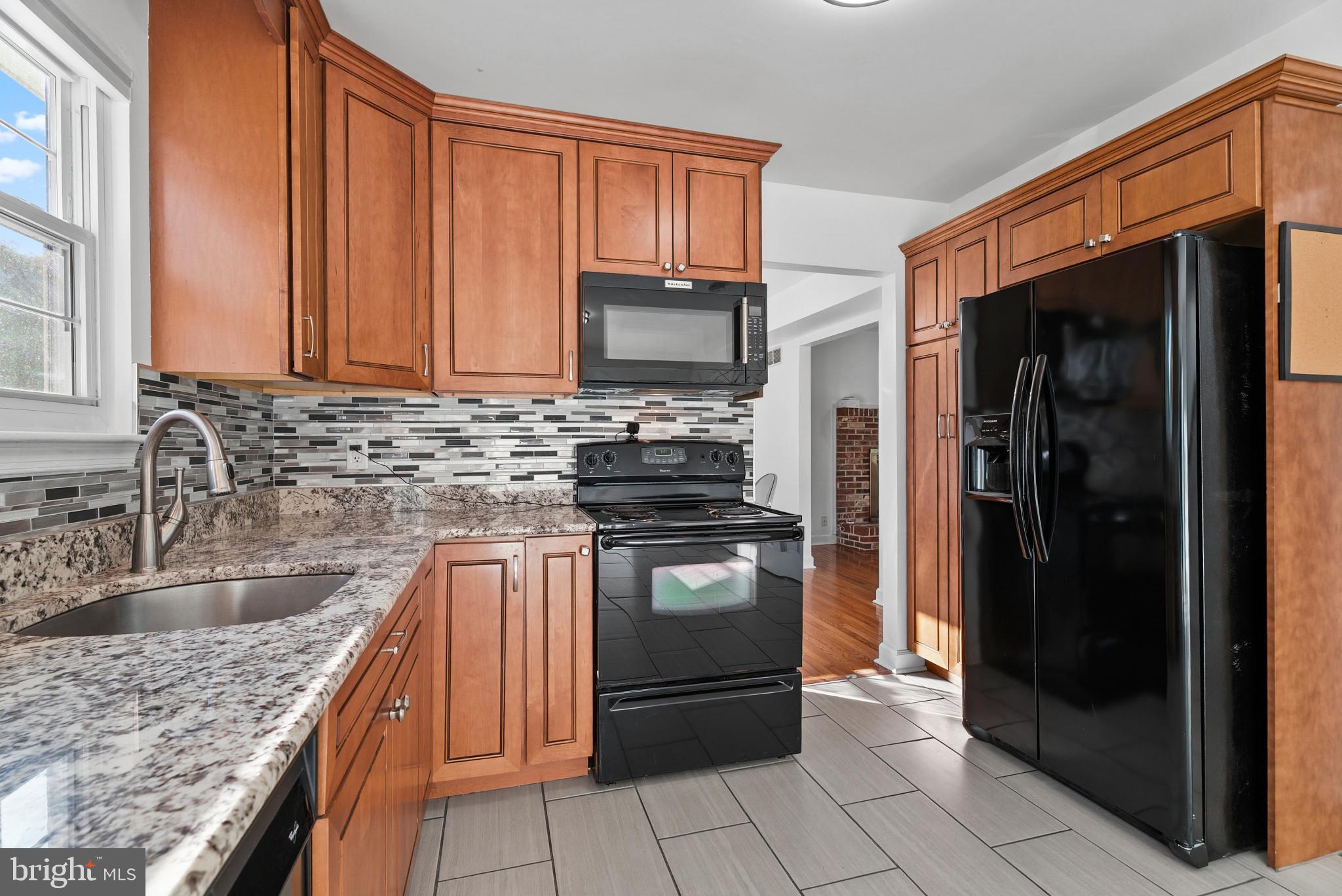 13054 Tarragon Road Reisterstown, MD 21136 - Photo 17 of 68 Kitchen