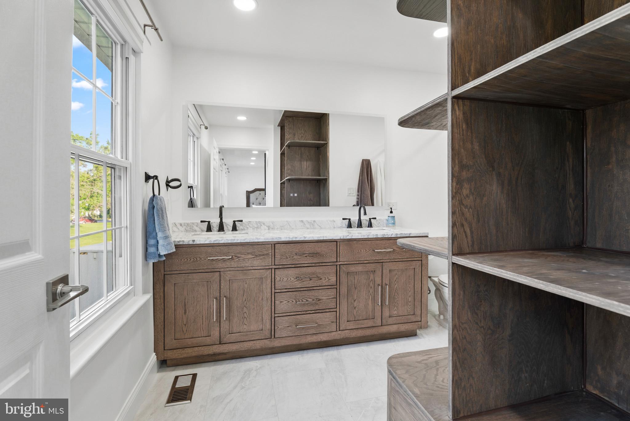 13054 Tarragon Road Reisterstown, MD 21136 - Photo 29 of 68 Primary bathroom