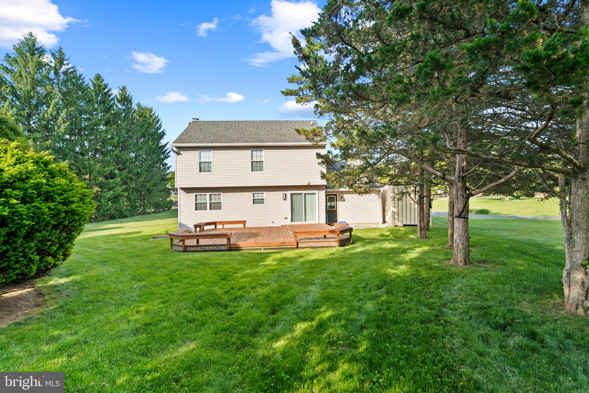 13054 Tarragon Road Reisterstown, MD 21136 - Photo 62 of 68 Well maintained yard