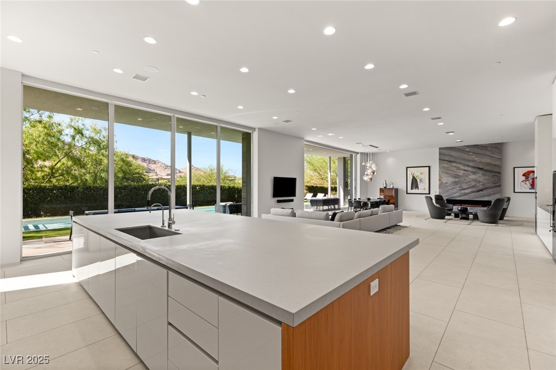 94 Hawk Ridge Drive Las Vegas, NV 89135 - Photo 13 of 60