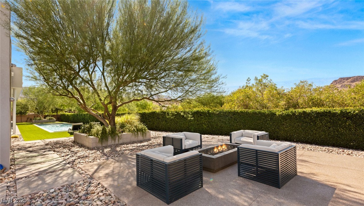 94 Hawk Ridge Drive Las Vegas, NV 89135 - Photo 41 of 60