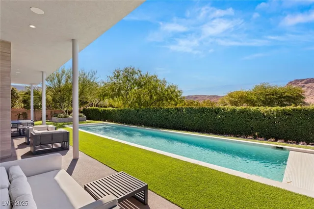$8,500,000 | 94 Hawk Ridge Drive, Las Vegas, NV 89135