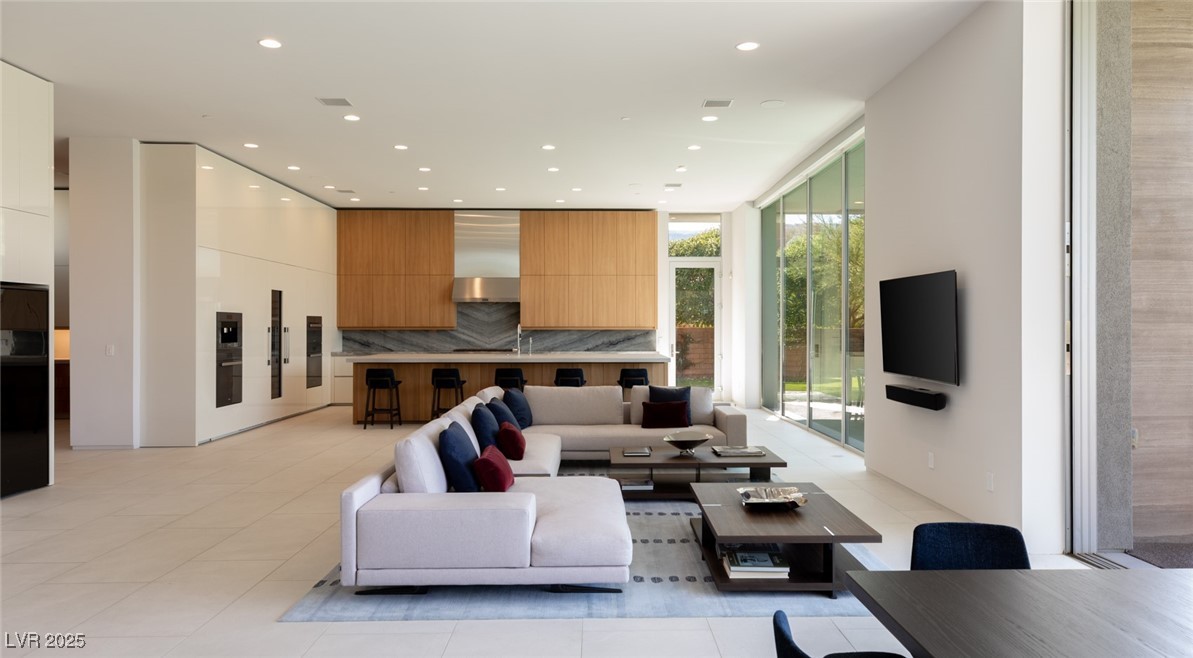 94 Hawk Ridge Drive Las Vegas, NV 89135 - Photo 5 of 60