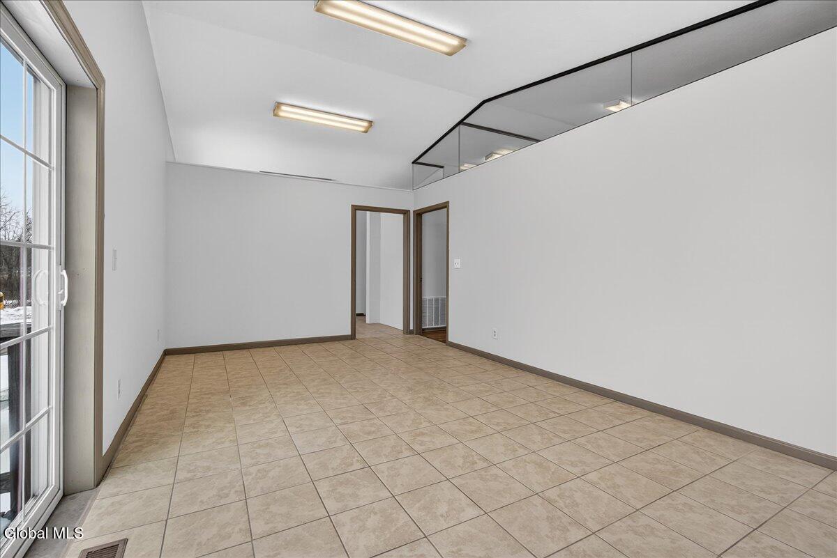 54 Freemans Bridge Road, Unit 54A Glenville, NY 12302 - Photo 13 of 17 42-54 Freemans Bridge Rd-42