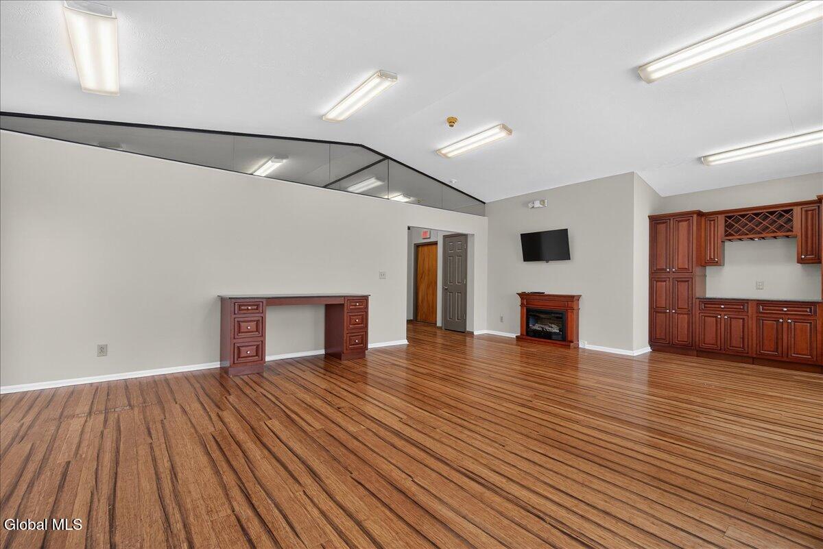 54 Freemans Bridge Road, Unit 54A Glenville, NY 12302 - Photo 4 of 17 31-54 Freemans Bridge Rd-31