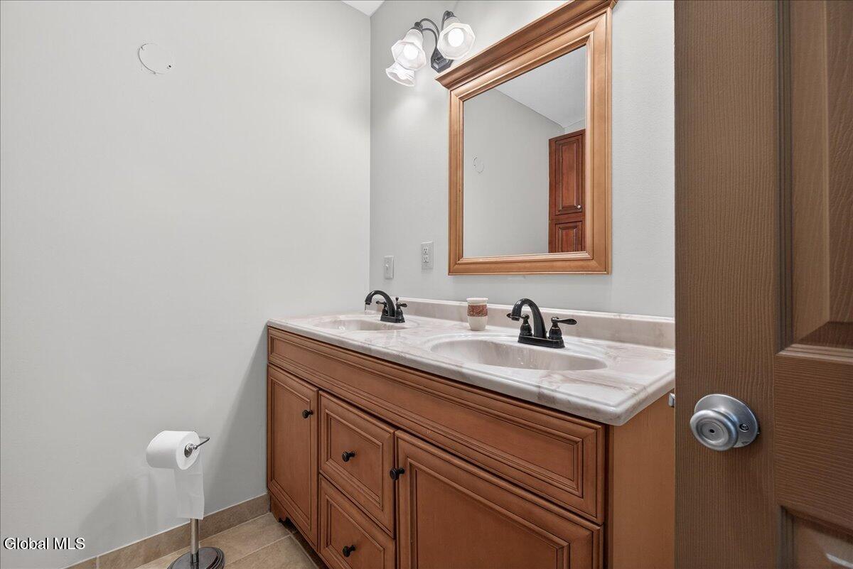 54 Freemans Bridge Road, Unit 54A Glenville, NY 12302 - Photo 10 of 17 39-54 Freemans Bridge Rd-39