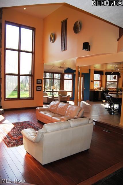 3910 Minor Road Akron, OH 44321 - Photo 4 of 25