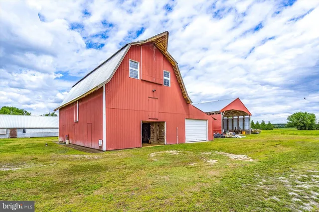 $769,900 | 8807 Woodland Ferry Road, Laurel, DE 19956