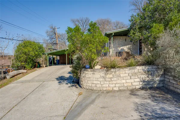 $3,999 | 2404 Barton Skyway, Austin, TX 78704