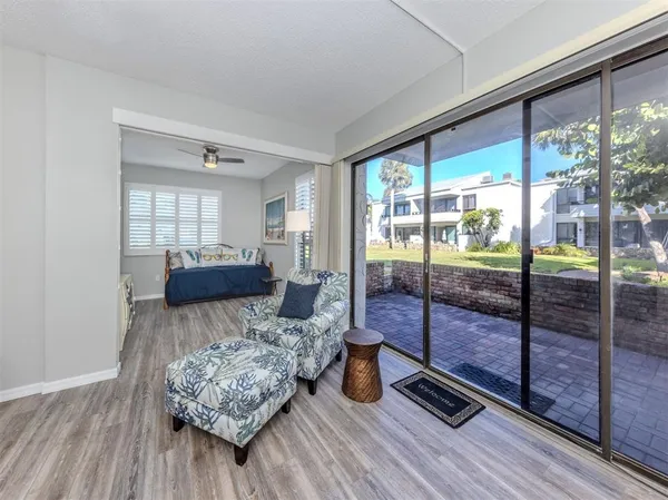 $499,000 | 1555 Tarpon Center Drive, Unit 140, Venice, FL 34285