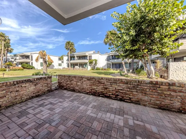 $519,900 | 1555 Tarpon Center Drive, Unit 140, Venice, FL 34285