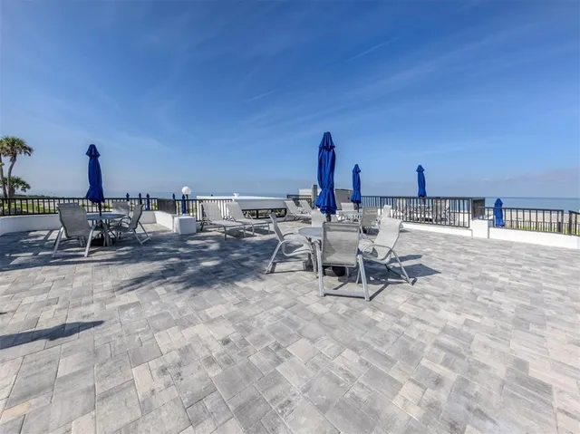 $519,900 | 1555 Tarpon Center Drive, Unit 140, Venice, FL 34285