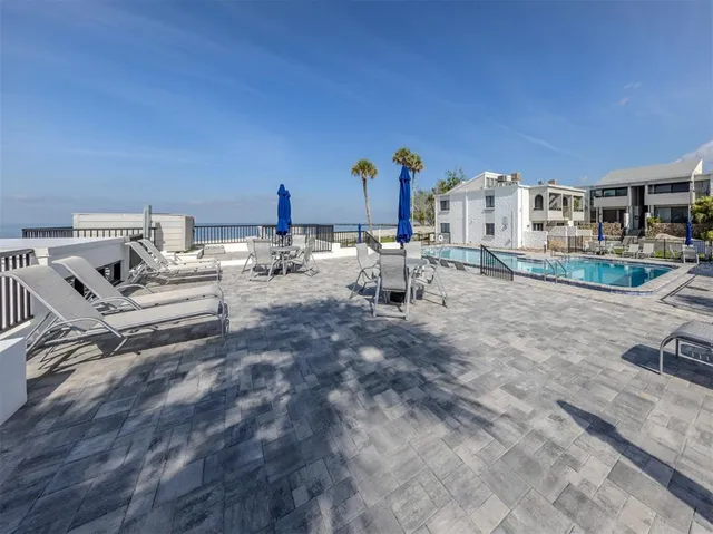 $519,900 | 1555 Tarpon Center Drive, Unit 140, Venice, FL 34285