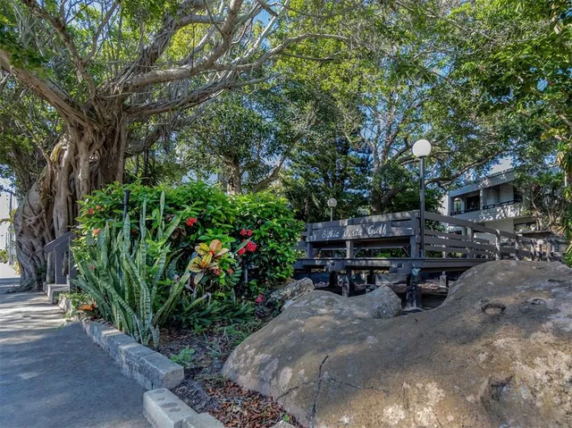 $519,900 | 1555 Tarpon Center Drive, Unit 140, Venice, FL 34285