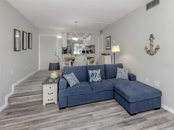 $499,000 | 1555 Tarpon Center Drive, Unit 140, Venice, FL 34285