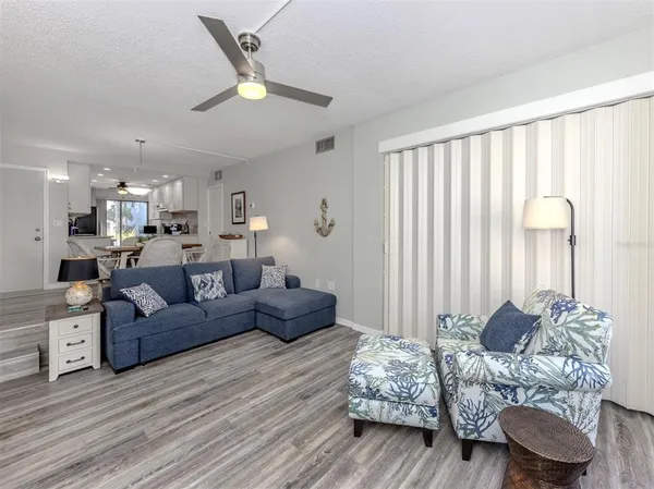 $499,000 | 1555 Tarpon Center Drive, Unit 140, Venice, FL 34285