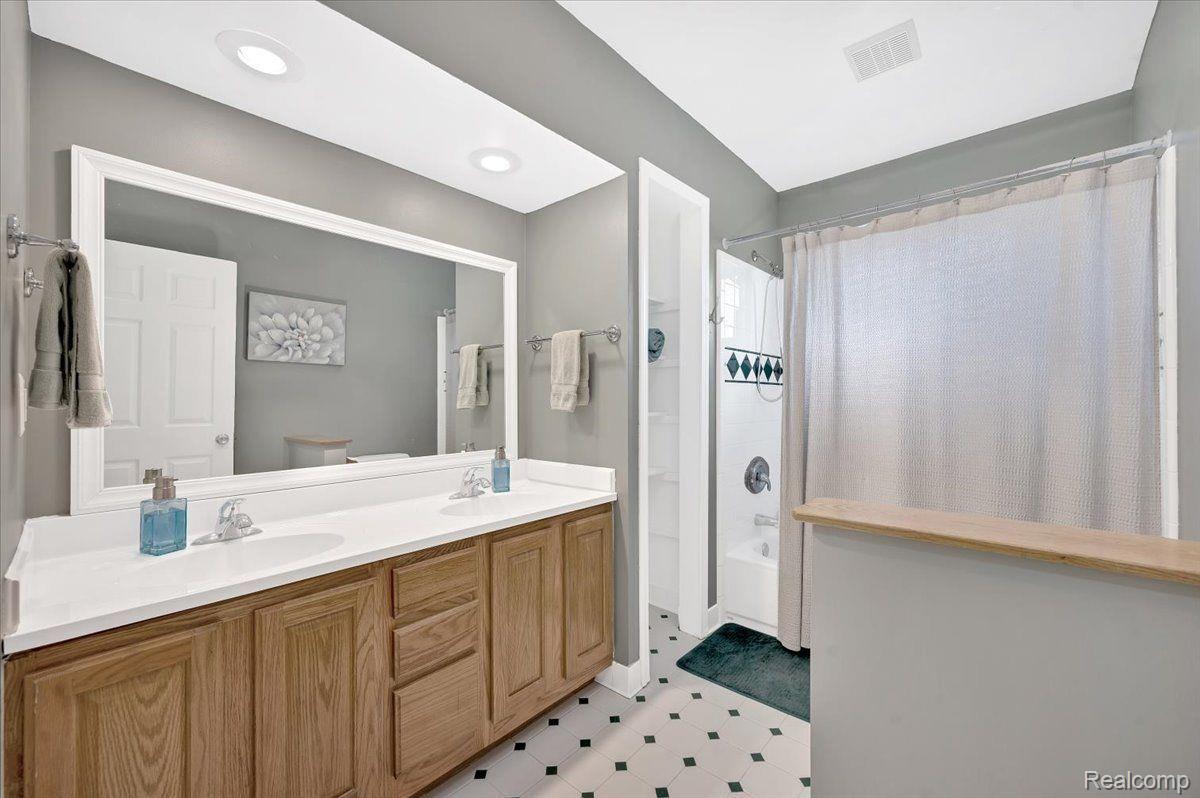 1308 Baldwin Road Lapeer, MI 48446 - Photo 21 of 25 Gallery Image 21