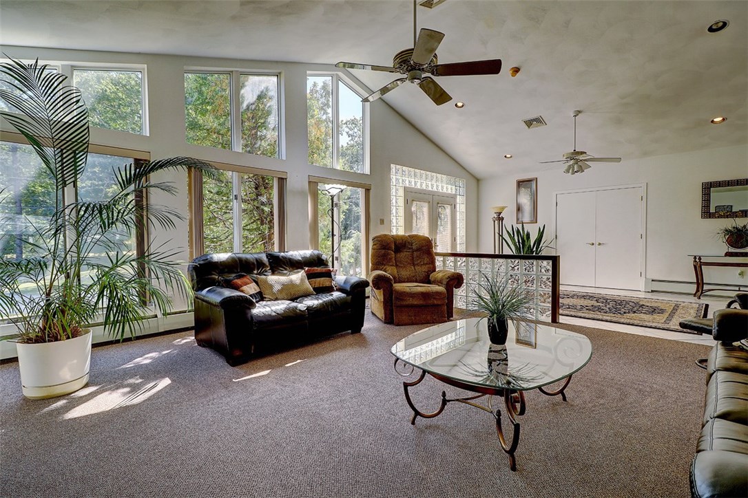 74 Swan Road Smithfield, RI 02917 - Photo 8 of 40