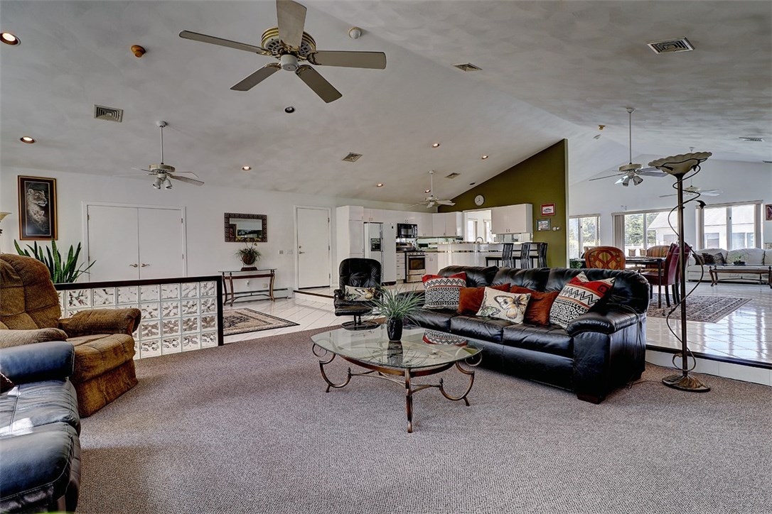 74 Swan Road Smithfield, RI 02917 - Photo 9 of 40