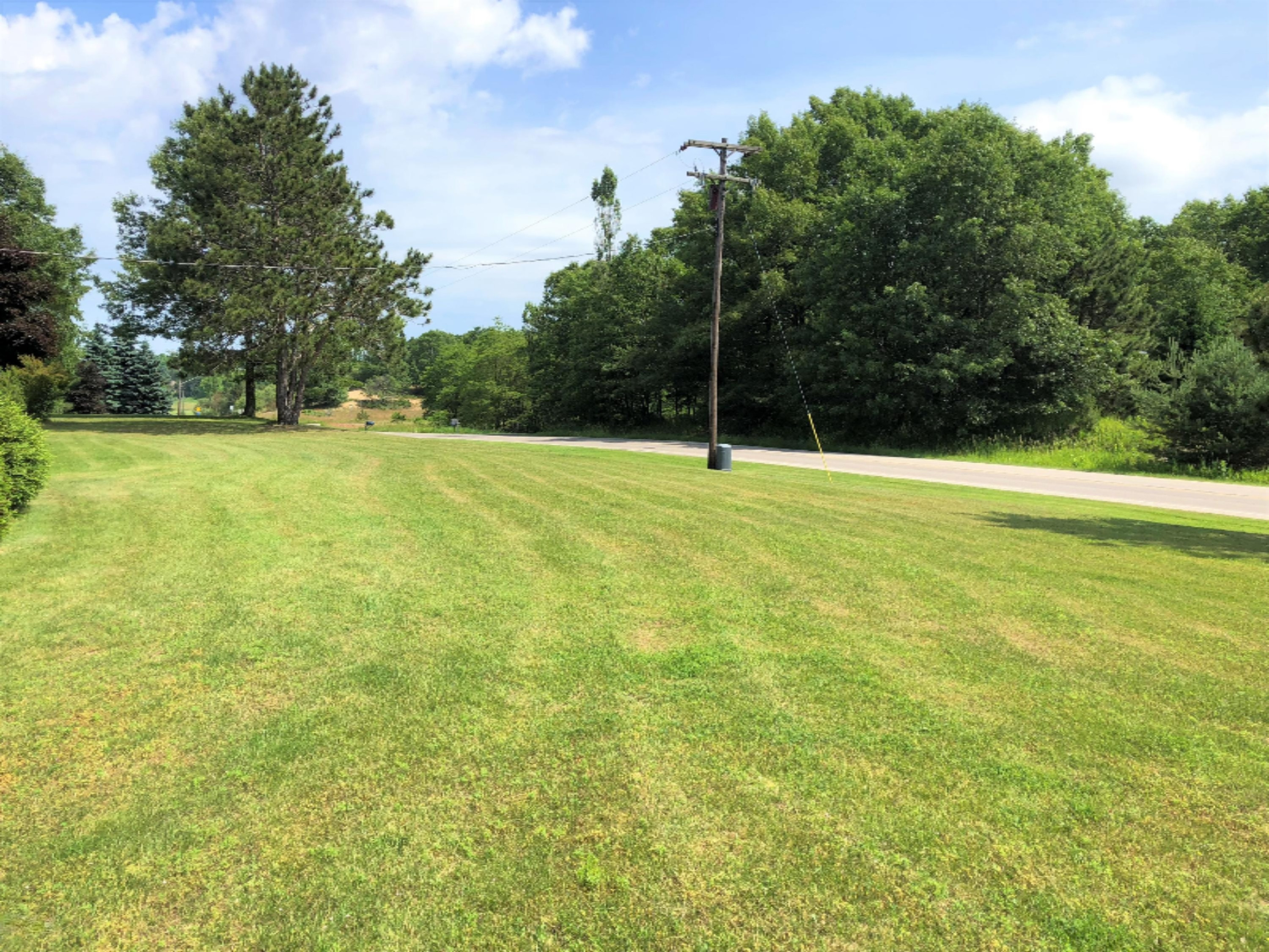 1588 Cherry Road Manistee, MI 49660 - Photo 26 of 31 Yard 2
