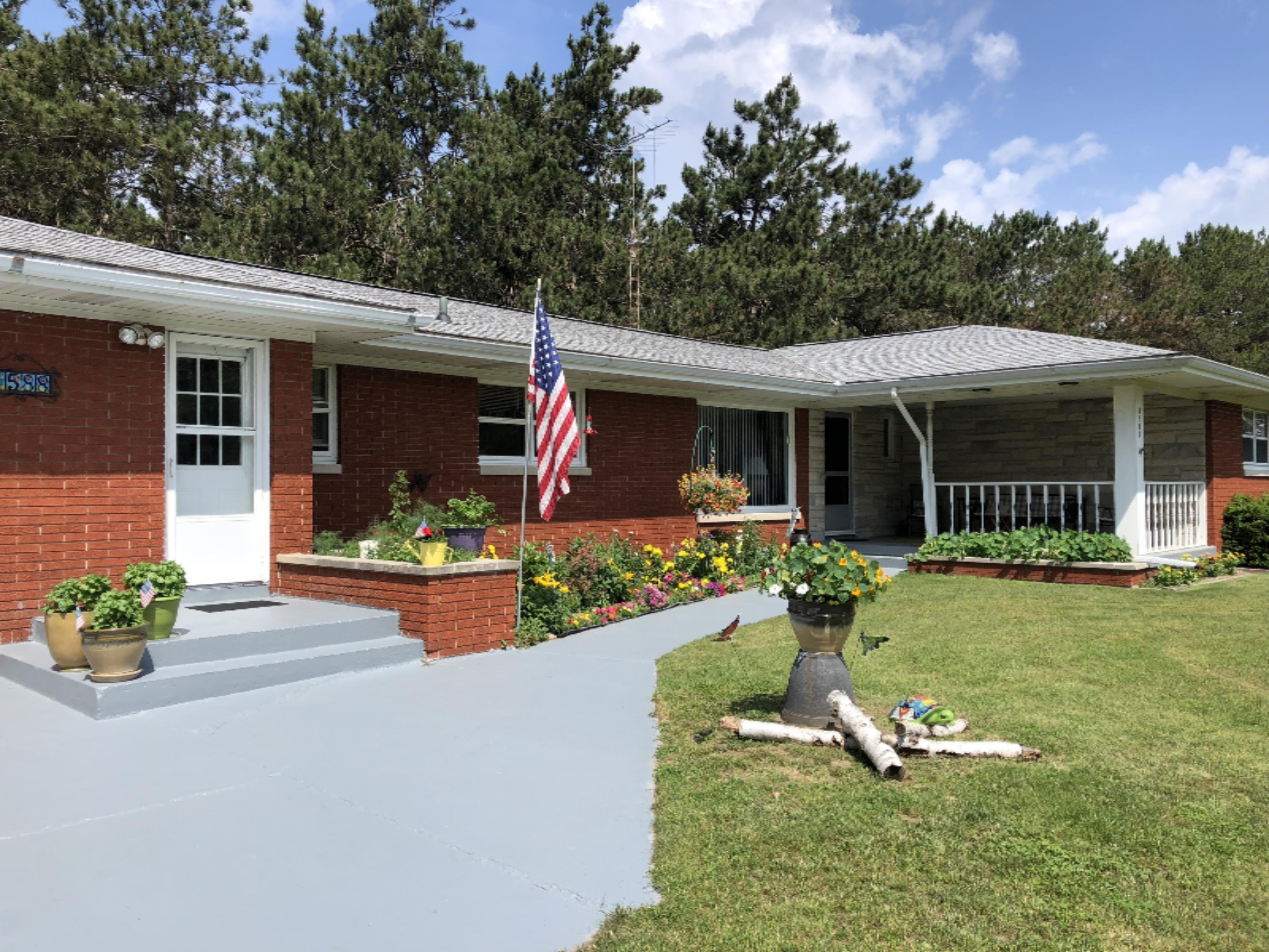1588 Cherry Road Manistee, MI 49660 - Photo 31 of 31 Front