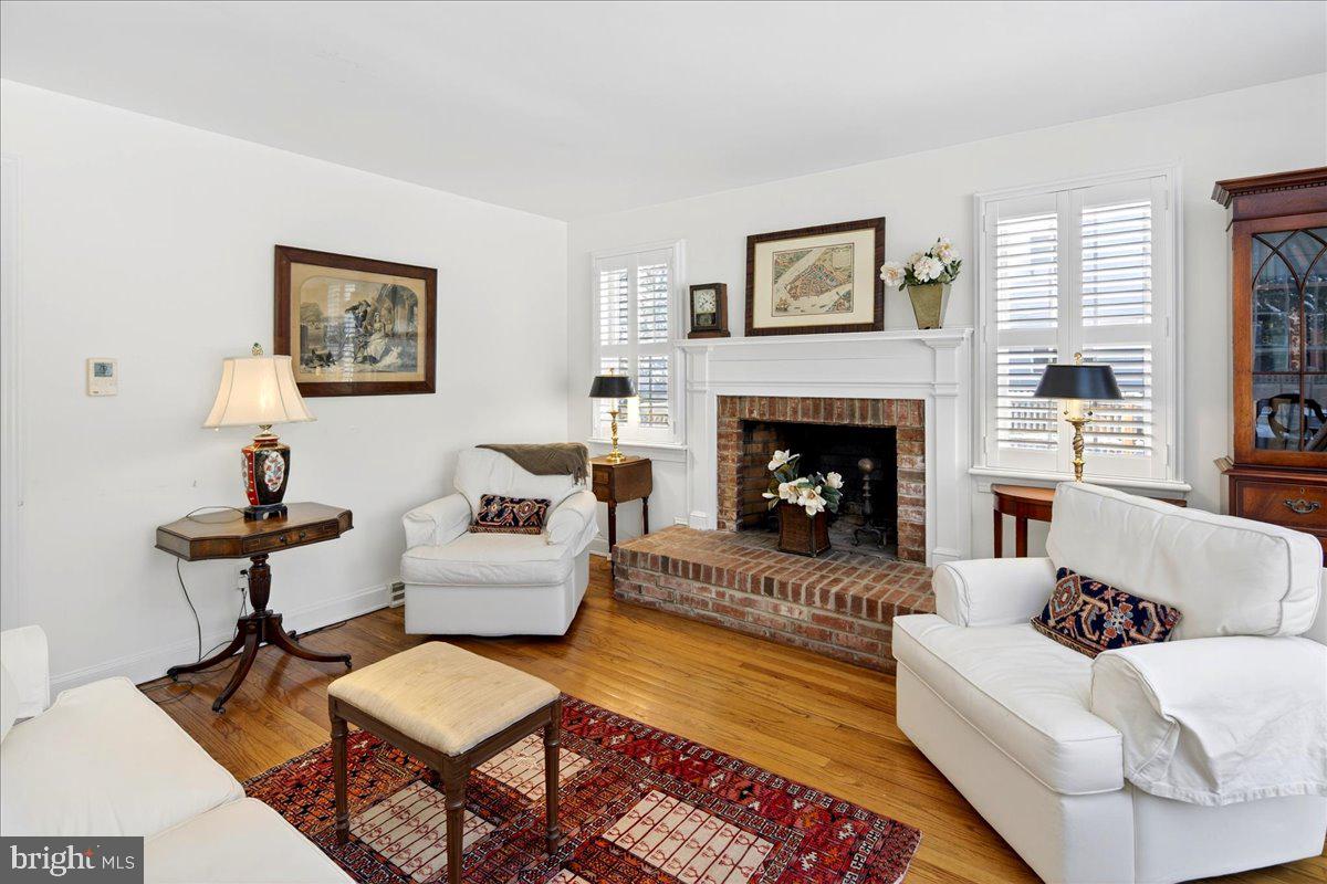300 Western Way Princeton, NJ 08540 - Photo 17 of 42 Fireplace flanked by windows.