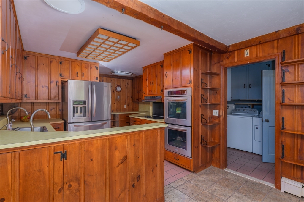 55 Old Common Road Auburn, MA 01501 - Photo 11 of 36