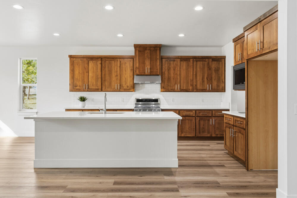 1092 Timber Ridge Loop Klamath Falls, OR 97601 - Photo 60 of 79
