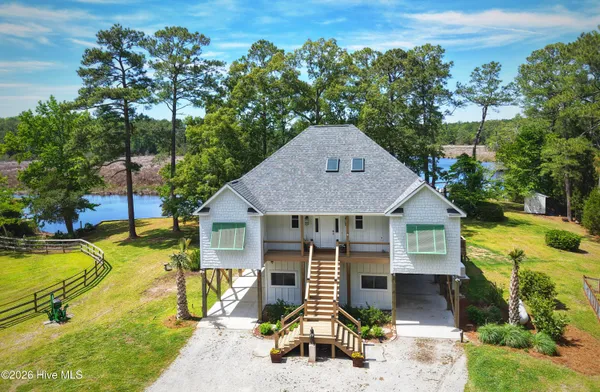 $1,250,000 | 1002 Howells Road, Grantsboro, NC 28529