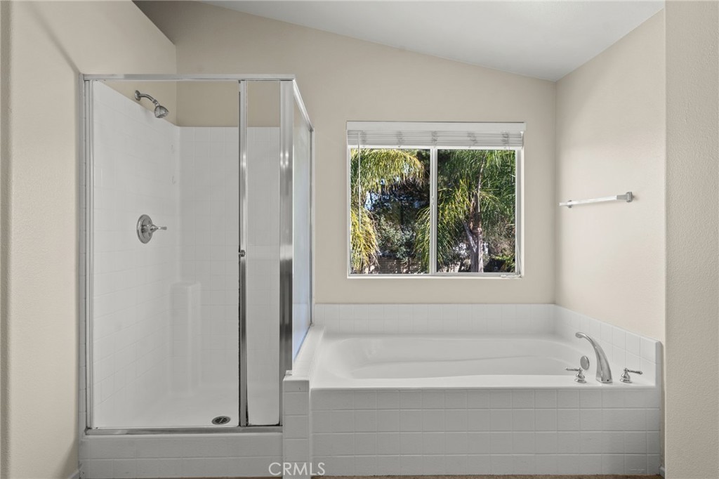 1276 Roberta Court Simi Valley, CA 93065 - Photo 32 of 57