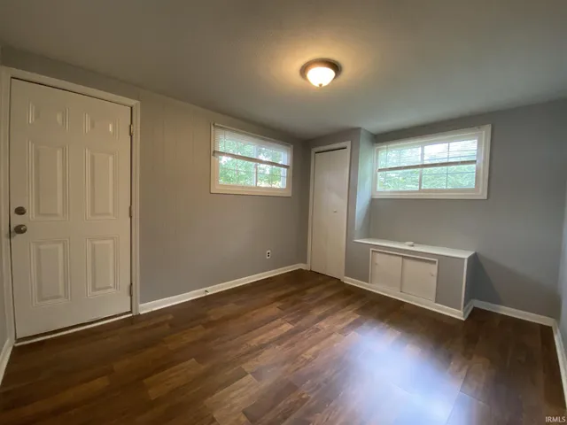 $2,440 | 612 South Henderson Street, Bloomington, IN 47401