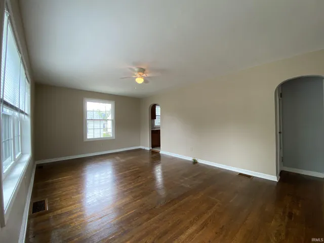 $2,440 | 612 South Henderson Street, Bloomington, IN 47401