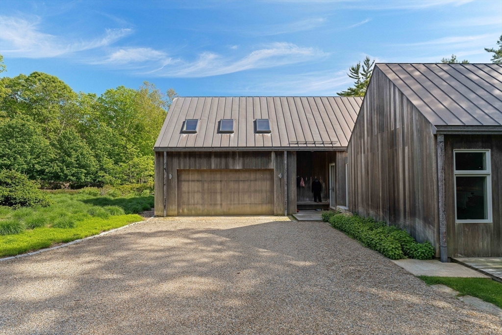 35 South Bowl Road Chilmark, MA 02535 - Photo 34 of 42
