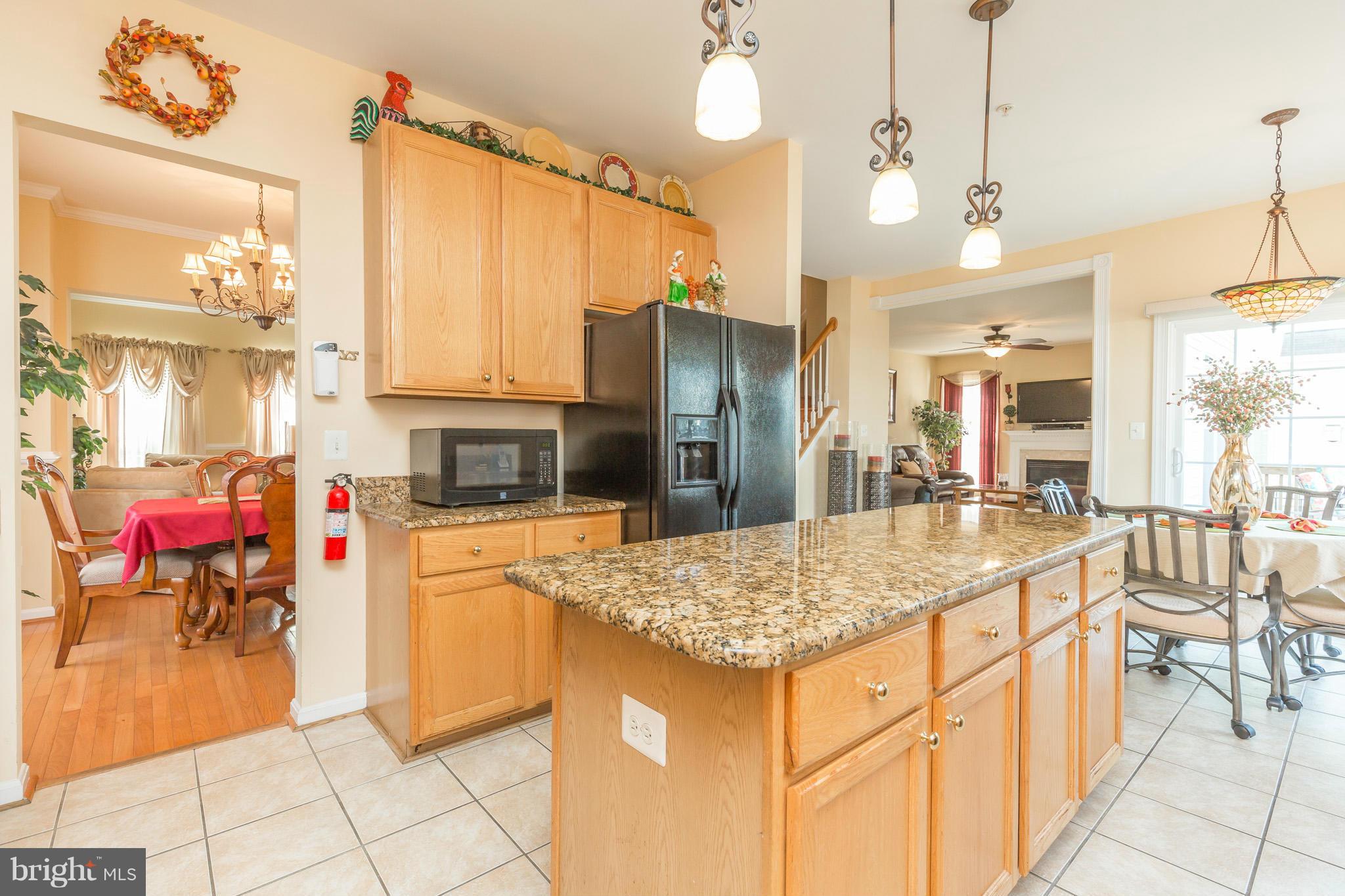 9009 Fox Park Road Clinton, MD 20735 - Photo 9 of 28 Kitchen