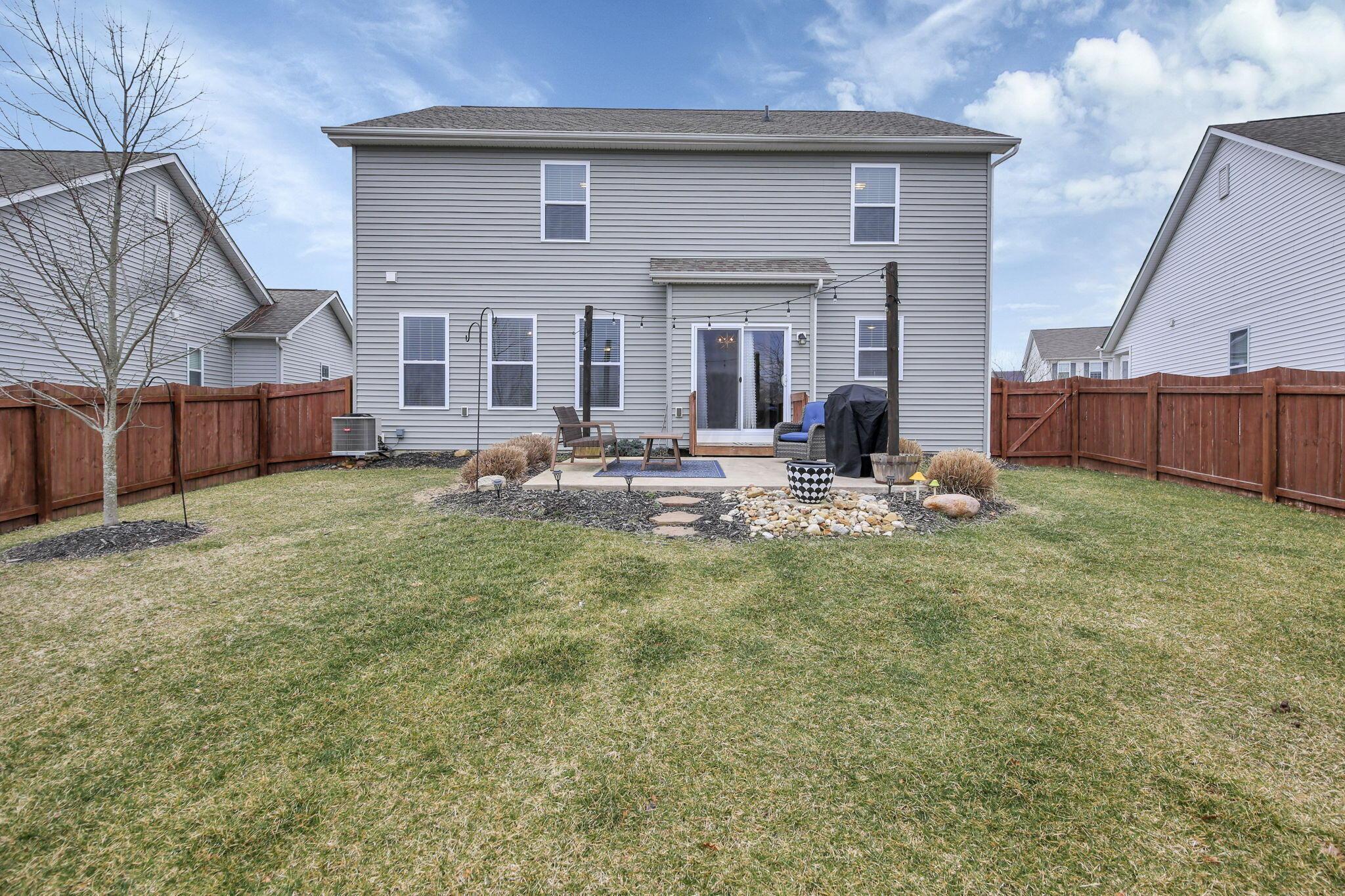 4938 Farview Road Columbus, OH 43231 - Photo 10 of 73 72-web-or-mls-5D9A3047