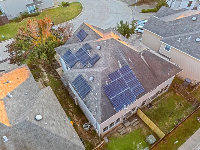 $1,750 | 16118 Market Garden Lane, Houston, TX 77084